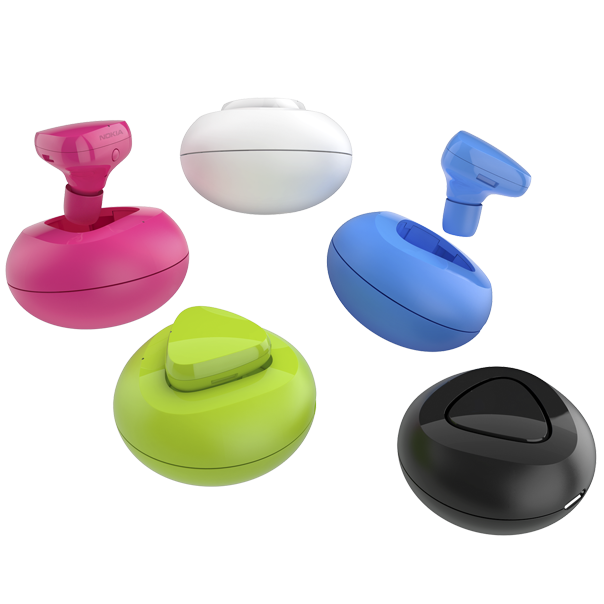 Nokia Lumia 800 Entertainment Bundle- Nokia Luna Bluetooth Headset